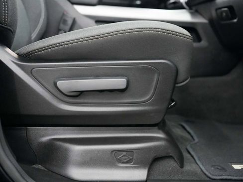 Used 2023 RAM 1500 Big Horn AWD/4WD image 36