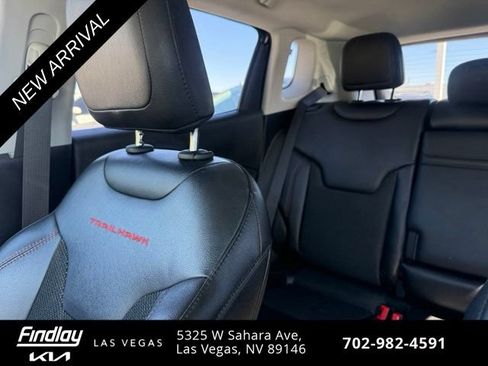 Used 2019 Jeep Compass Trailhawk AWD/4WD image 17
