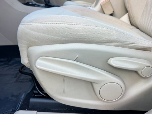 Used 2020 Jeep Cherokee Latitude image 14