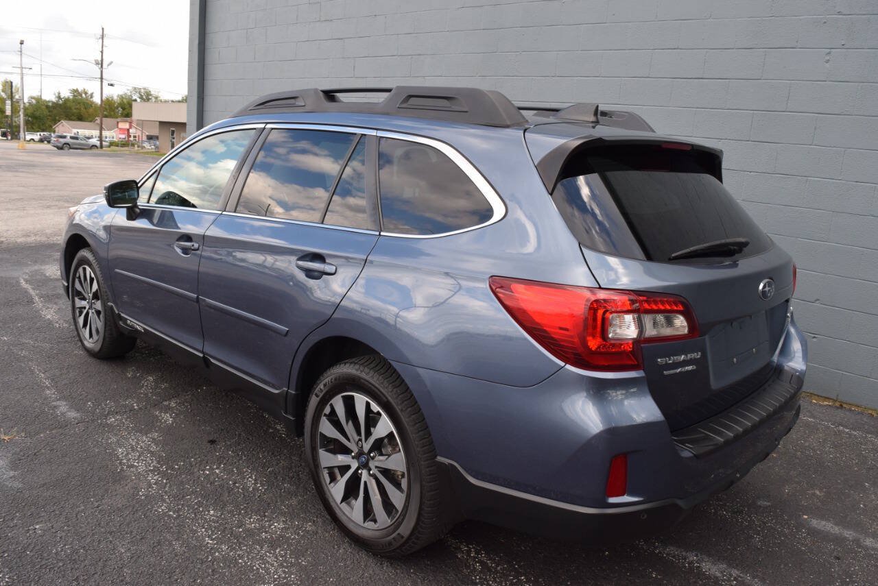 Used 2017 Subaru Outback 3.6R Limited AWD/4WD image 9