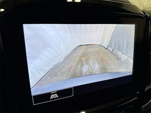 Used 2023 Chevrolet Traverse LT w/ LPO, Floor Liner Package image 19