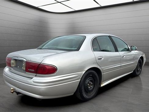 Used 2004 Buick Le Sabre Custom image 2