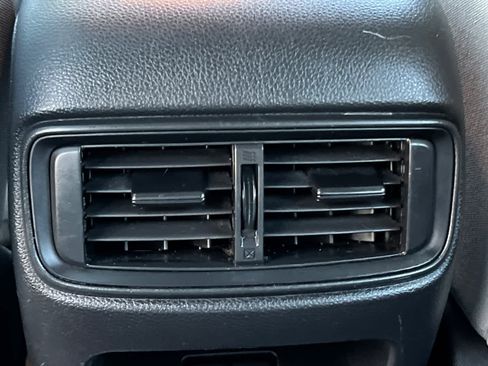 Used 2017 Honda CR-V EX image 14