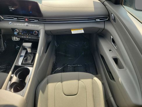 New 2026 Hyundai Elantra Sport image 12