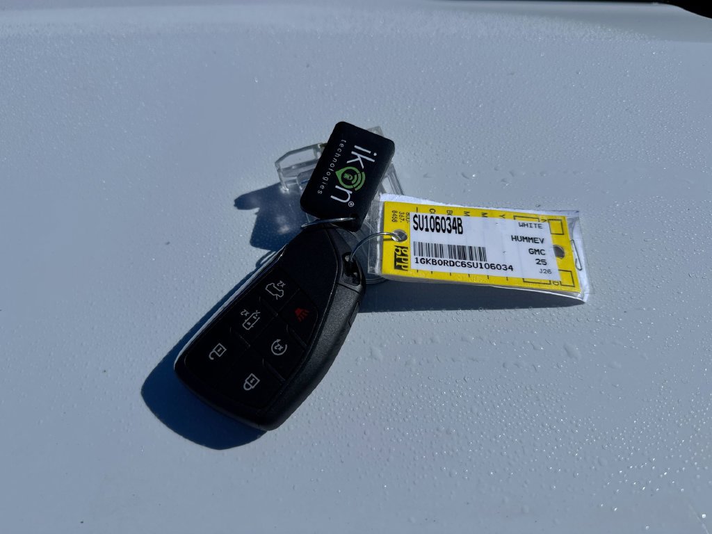 Used 2025 GMC Hummer EV 3X AWD/4WD image 36