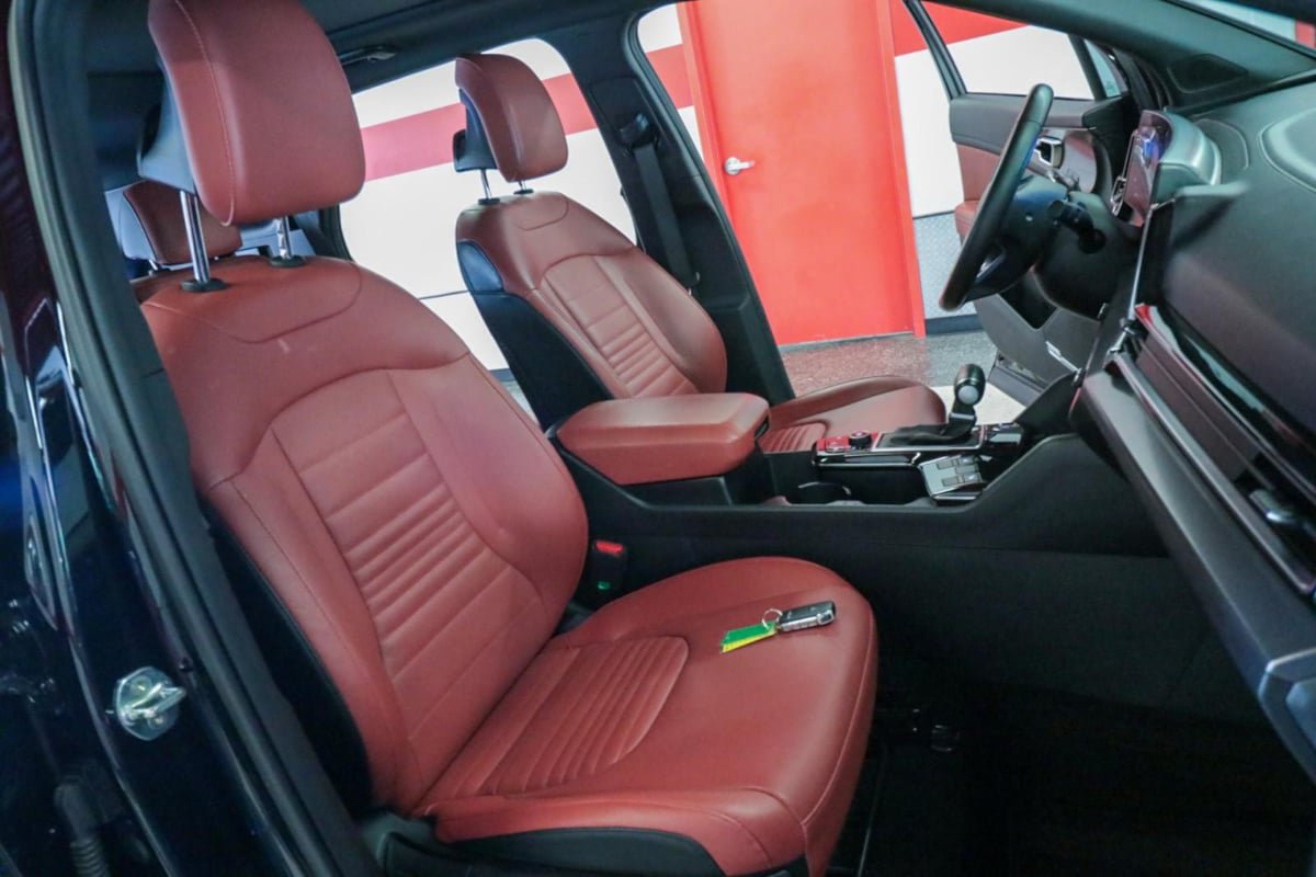 Used 2023 Kia Sportage SX FWD image 27