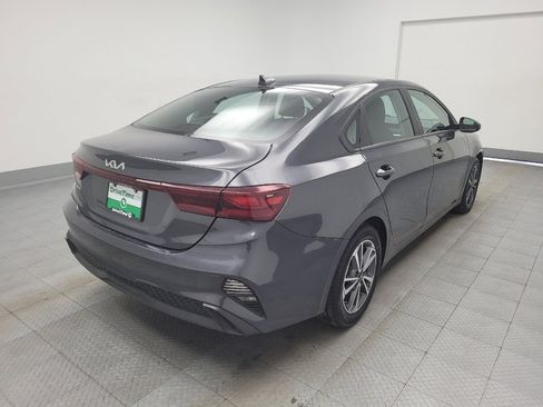 Used 2024 Kia Forte LXS image 9