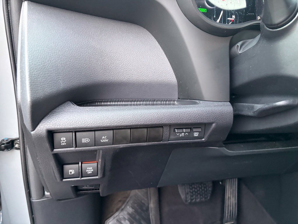 Used 2023 Toyota Sienna XSE w/ XSE Plus Package AWD/4WD image 26