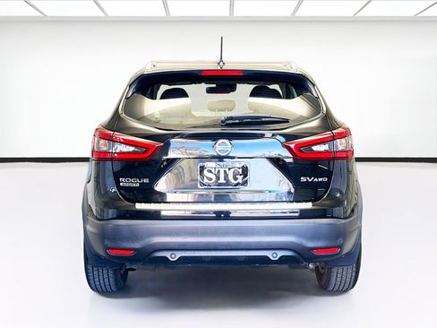 Used 2020 Nissan Rogue Sport SV w/ All-Weather Package image 5