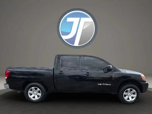 Used 2008 Nissan Titan LE AWD/4WD image 5