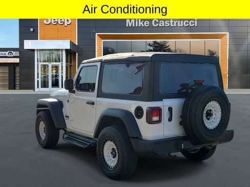 Used 2026 Jeep Wrangler Sport AWD/4WD image 6