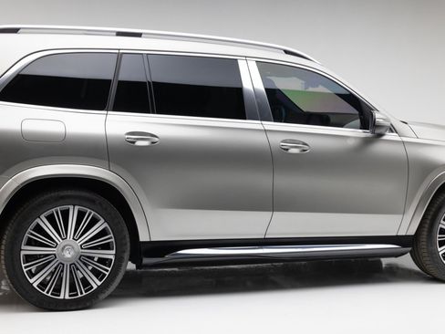 Used 2022 Mercedes-Benz Maybach GLS 600 4MATIC image 31