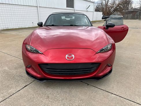 Used 2016 MAZDA MX-5 Miata Club image 19