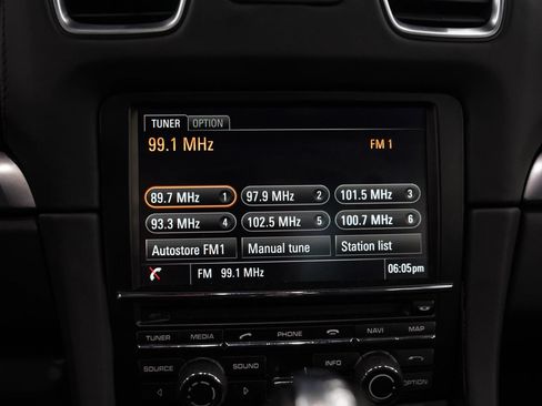 Used 2016 Porsche Cayman RWD image 33