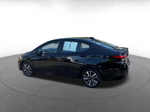Used 2025 Nissan Versa SV FWD image 8