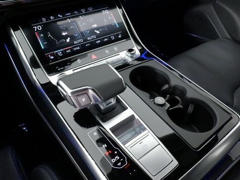 Used 2025 Audi Q7 3.0T Prestige w/ Prestige Package image 76