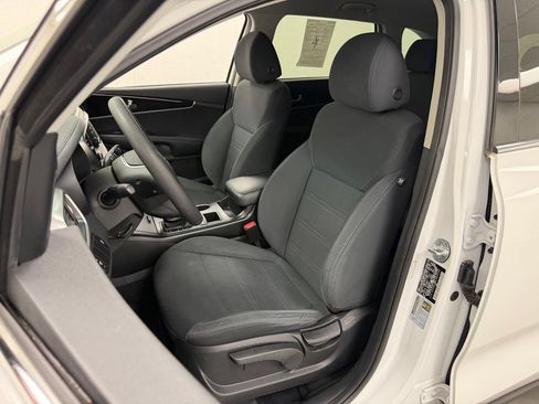 Used 2020 Kia Sorento L FWD image 22
