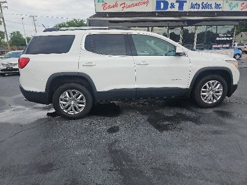 Used 2018 GMC Acadia SLT image 2