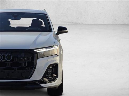 New 2026 Audi SQ7 Prestige image 10