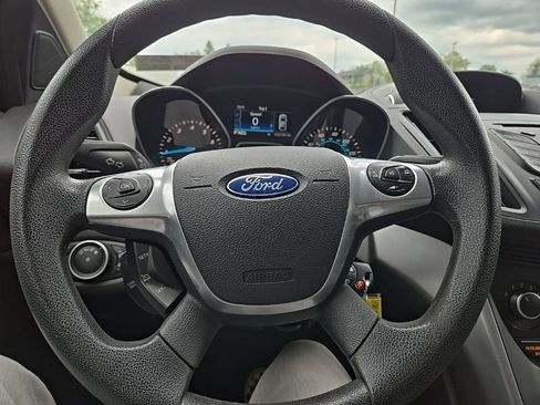 Used 2016 Ford Escape SE AWD/4WD image 16
