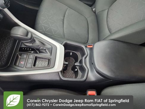 Used 2024 Toyota RAV4 XLE image 28