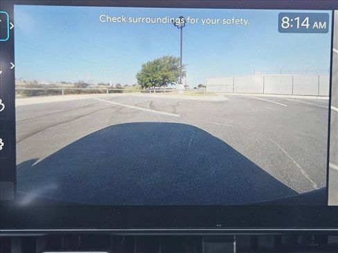Used 2024 Hyundai Kona Limited FWD image 10