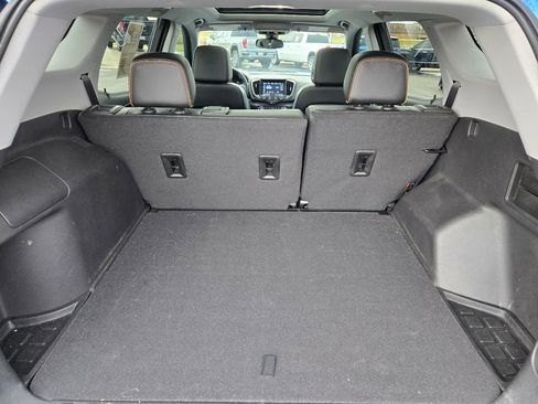 Used 2024 GMC Terrain AT4 w/ LPO, 'HIT The Road' Package image 10