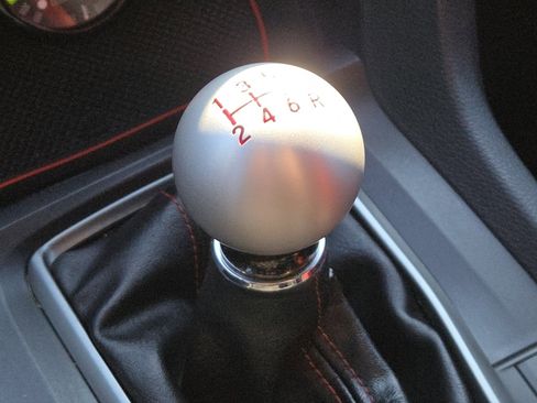 Used 2018 Honda Civic Type R image 11