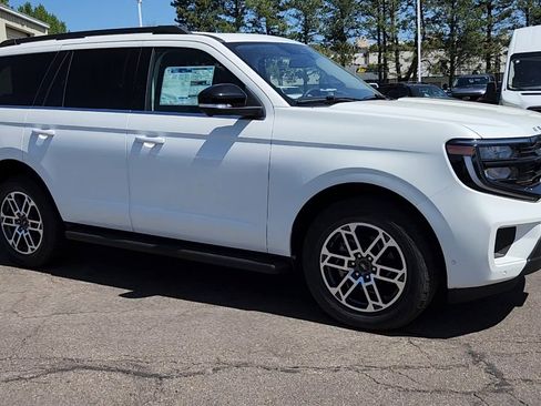 New 2025 Ford Expedition Active image 11