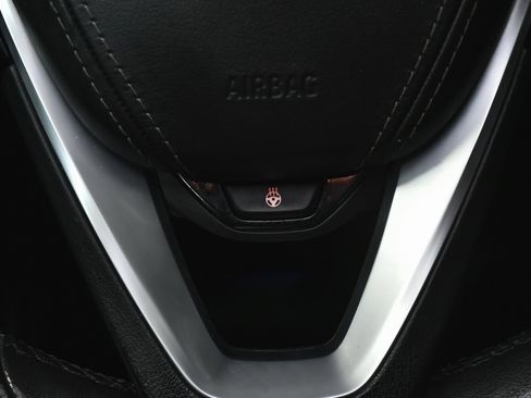 Used 2023 BMW 530i xDrive w/ Premium Package image 47