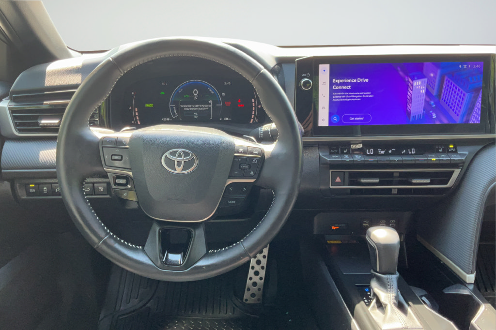 Used 2025 Toyota Camry SE w/ Multimedia Upgrade Package FWD image 12