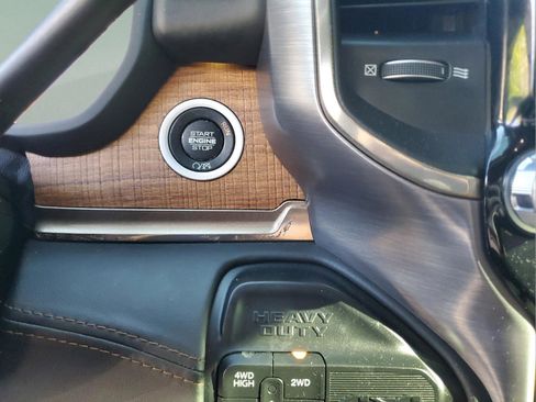 Used 2019 RAM 3500 Limited image 22