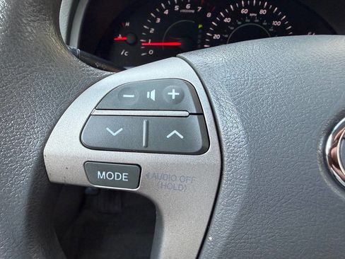 Used 2009 Toyota Camry LE FWD image 15