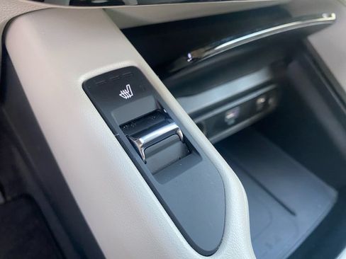 Used 2025 Kia Telluride S FWD image 19