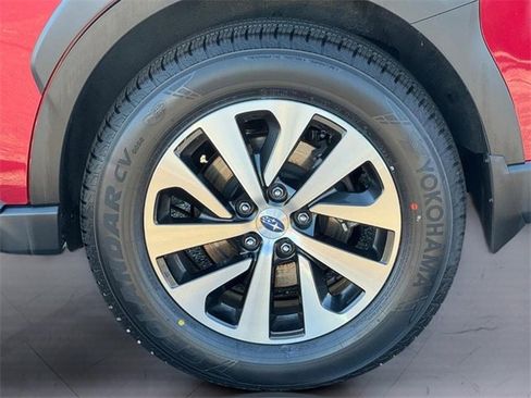 Used 2023 Subaru Outback Premium image 7