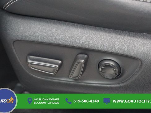Used 2021 Toyota RAV4 Limited FWD image 18