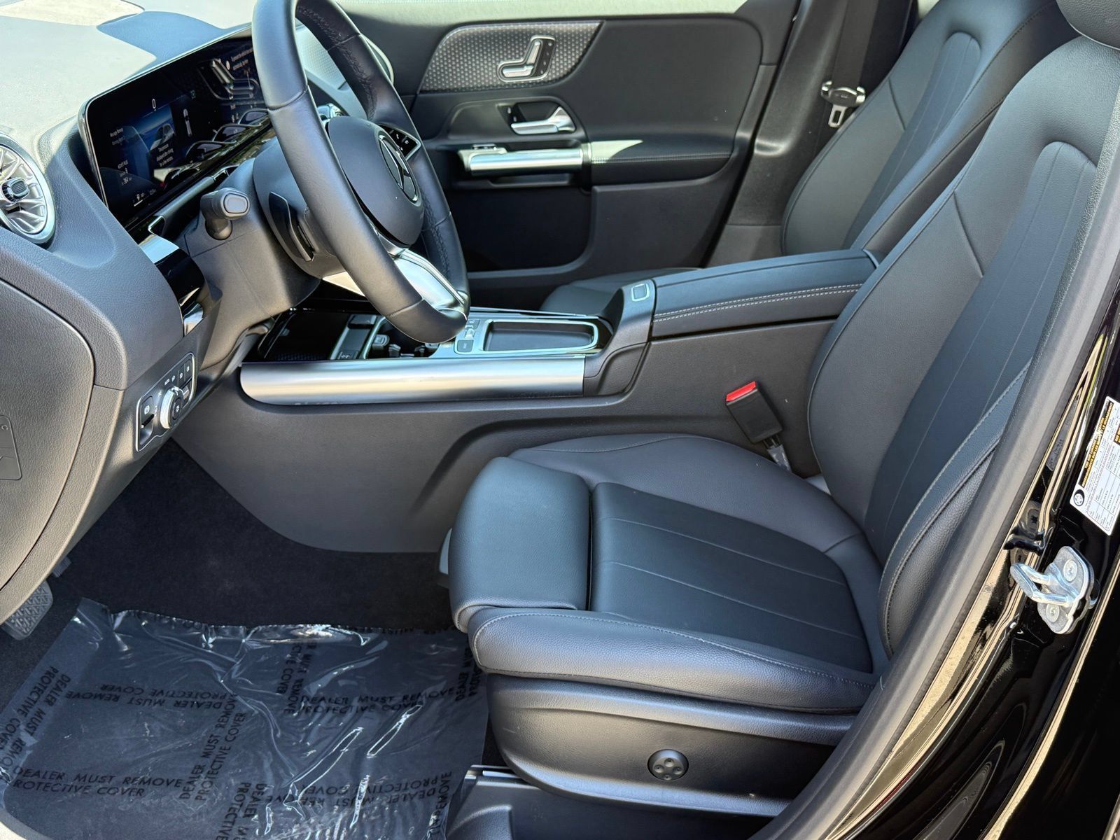 Used 2025 Mercedes-Benz GLA 250 image 27