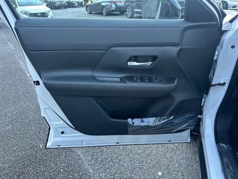 New 2026 Nissan Kicks SV w/ SV Premium Package image 10