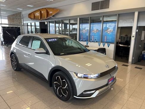 Used 2023 Hyundai Ioniq 5 SEL image 2