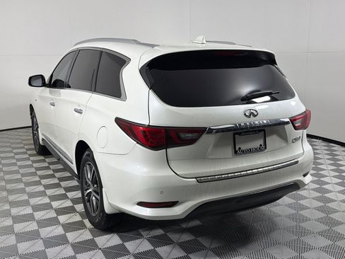 Used 2019 INFINITI QX60 Luxe w/ Essential Package FWD image 6