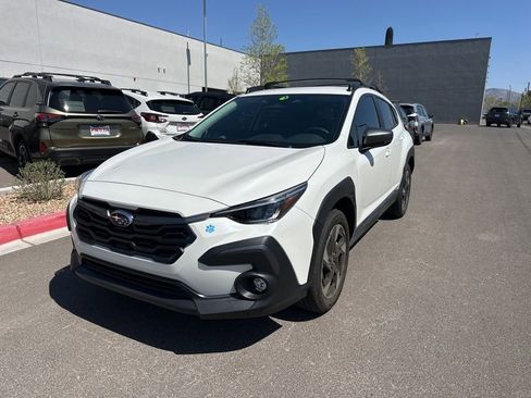 Used 2025 Subaru Crosstrek 2.5i Limited w/ Crosstrek Mirror Package image 1