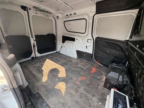 Used 2019 RAM ProMaster City Tradesman image 24
