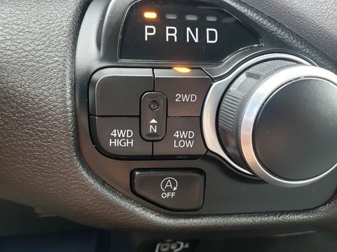 Used 2023 RAM 1500 Big Horn AWD/4WD image 19