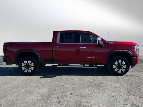 Certified 2024 GMC Sierra 2500 Denali w/ Technology Package image 2
