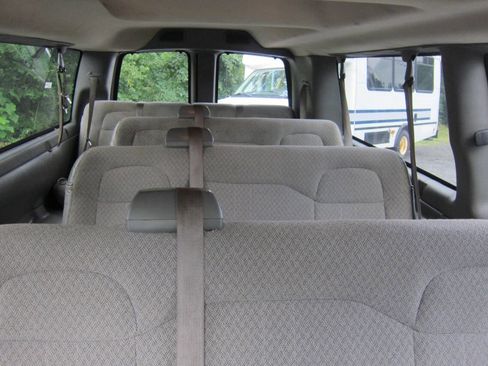 Used 2019 Chevrolet Express 3500 LT w/ LT Preferred Equipment Group image 12