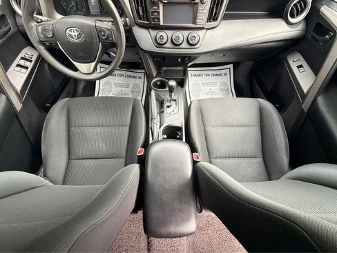Used 2017 Toyota RAV4 LE FWD image 14