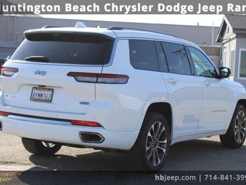 Used 2021 Jeep Grand Cherokee L Overland w/ Luxury Tech Group IV image 5