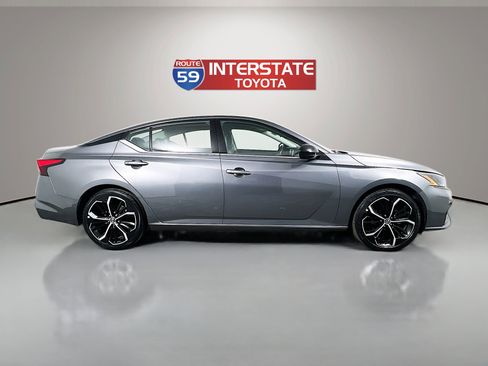 Used 2025 Nissan Altima 2.5 SR image 8