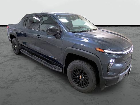 New 2026 Chevrolet Silverado EV LT image 5