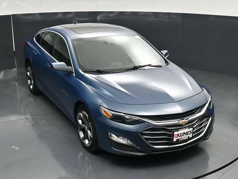 Used 2024 Chevrolet Malibu LT FWD image 48